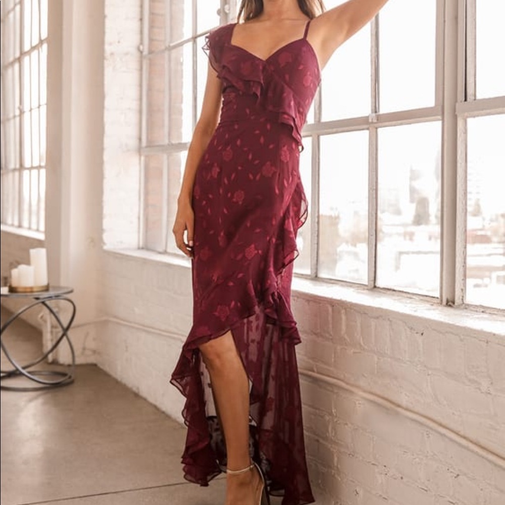 Lulus XS NEW Forever Be Burgundy Floral Jacquard
Ruffled Maxi Dress